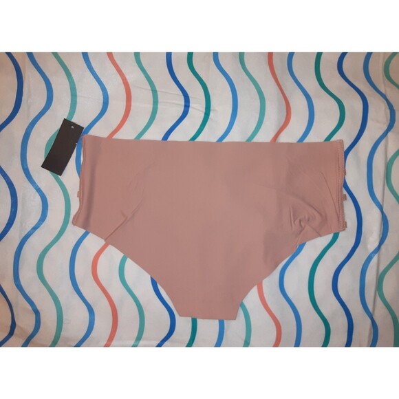 Youmita Cameo Brown Large Seamless Laser Cut Panty NWT - Picture 2 of 5